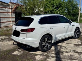 2019 Volkswagen Touareg III, белый, 4400000 рублей, вид 5