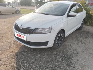 2018 Skoda Rapid I Рестайлинг, белый, 900000 рублей, вид 3