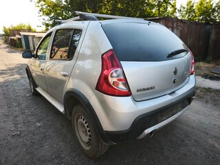 2012 Renault Sandero Stepway I, серый, 570000 рублей, вид 4