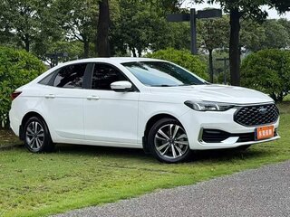 2021 Ford Escort VI Рестайлинг 2, белый, 926030 рублей, вид 3