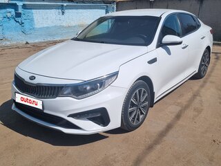2019 Kia Optima IV Рестайлинг, белый, 1210000 рублей, вид 2