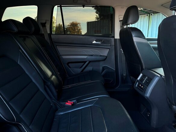 2021 Volkswagen Teramont I Рестайлинг, серый, 3812200 рублей - вид 11