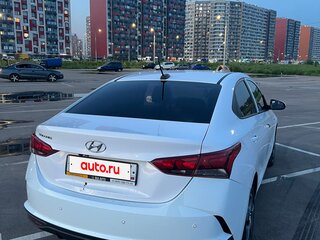 2021 Hyundai Solaris II Рестайлинг, белый, 1050000 рублей, вид 3