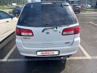 2000 Nissan Liberty, белый, 339000 рублей, вид 3