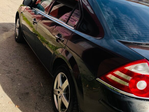 2005 Ford Mondeo III Рестайлинг, чёрный, 300000 рублей - вид 1