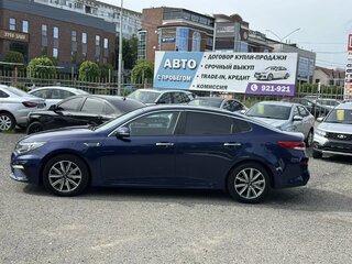 2019 Kia Optima IV Рестайлинг, синий, 1500000 рублей, вид 5