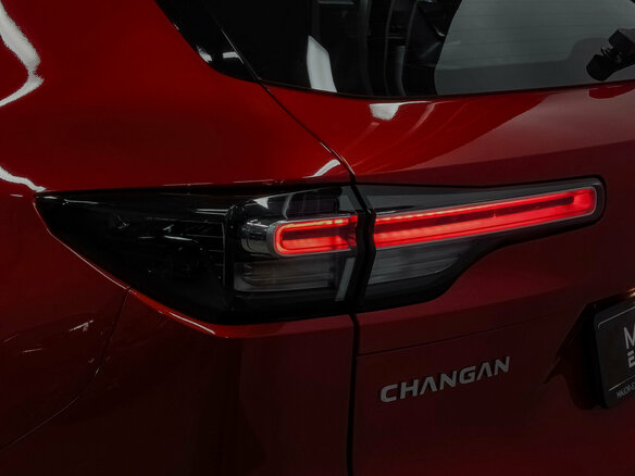 2025 Changan UNI-S I, красный - вид 27