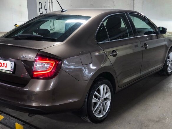 2019 Skoda Rapid I Рестайлинг, коричневый, 1340000 рублей - вид 10
