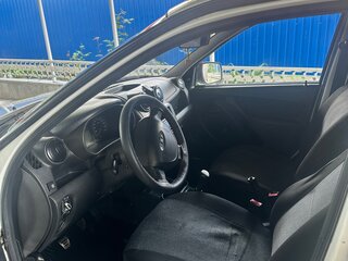 2013 Lada (ВАЗ) Granta I, белый, 250000 рублей, вид 4