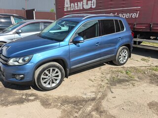 2014 Volkswagen Tiguan I Рестайлинг, синий, 1380000 рублей, вид 3