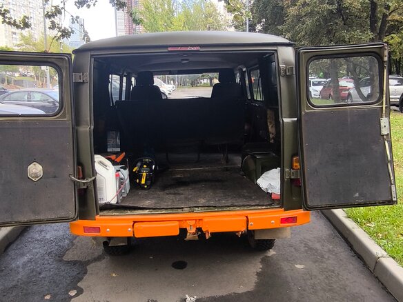 2017 УАЗ 3909, зелёный, 650000 рублей - вид 4