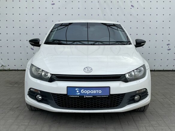 2011 Volkswagen Scirocco III, белый, 700000 рублей - вид 1