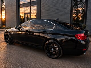2015 BMW 5 серии 525d xDrive VI (F10/F11/F07) Рестайлинг, чёрный, 2150000 рублей, вид 4
