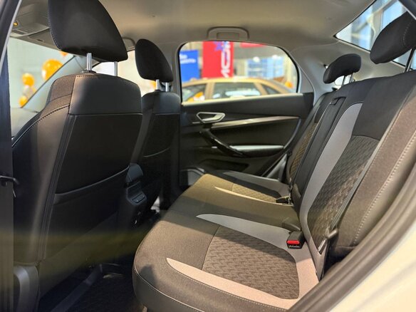 2026 Lada (ВАЗ) Vesta I Рестайлинг (NG), белый, 1576000 рублей - вид 21