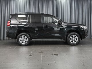 2022 Toyota Land Cruiser Prado 150 Series Рестайлинг 3, чёрный, 5749000 рублей, вид 5