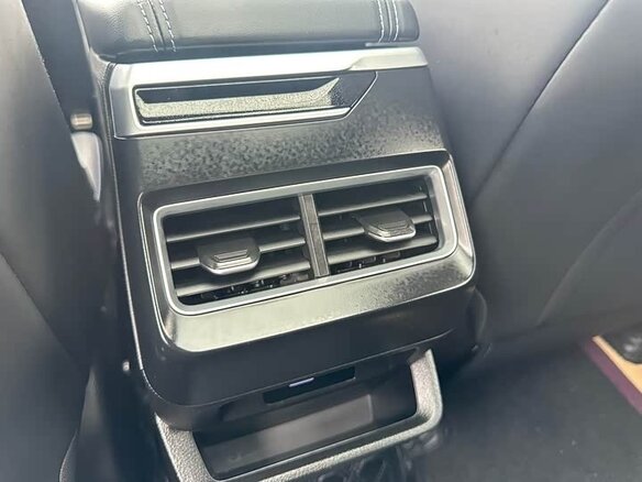 2026 Geely Preface I (China Market) Рестайлинг 3, чёрный - вид 27