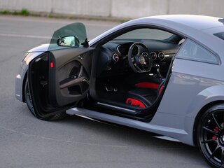 2020 Audi TT RS III (8S) Рестайлинг, чёрный, 7050000 рублей, вид 3