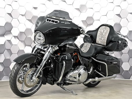 2013 Harley-Davidson Street Glide, чёрный, 1299000 рублей, вид 2