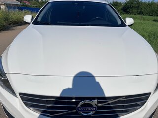 2017 Volvo S60 II Рестайлинг, белый, 1800000 рублей, вид 2