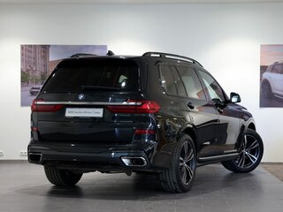 2020 BMW X7 40i I (G07), чёрный, 5858000 рублей, вид 5