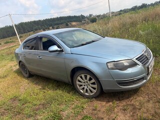 2005 Volkswagen Passat B6, голубой, 300000 рублей, вид 2