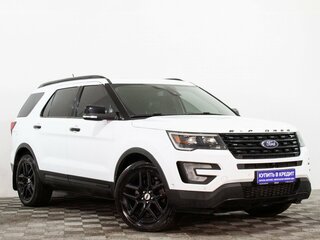 2017 Ford Explorer V Рестайлинг, белый, 2829000 рублей, вид 1