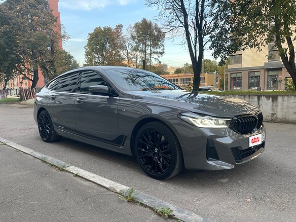 2020 BMW 6 серии Gran Turismo 630i IV (G32) Рестайлинг, серый, 4500000 рублей - вид 1