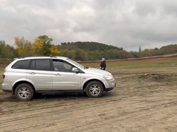 2008 SsangYong Kyron 5-speed I Рестайлинг, серебристый, 500000 рублей