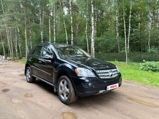 2007 Mercedes-Benz M-Класс 320 II (W164), чёрный, 1150000 рублей, вид 2