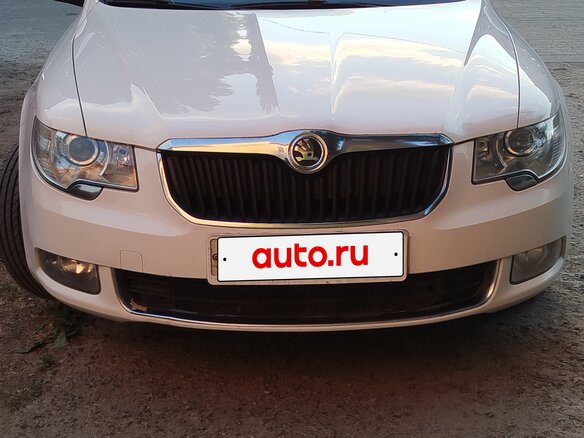 2011 Skoda Superb II, белый, 1299000 рублей - вид 2