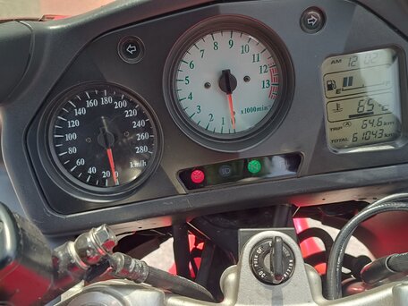1998 Honda VFR 800, красный, 400000 рублей, вид 3