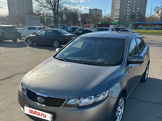 2012 Kia Cerato 6-speed II, серебристый, 795000 рублей, вид 4