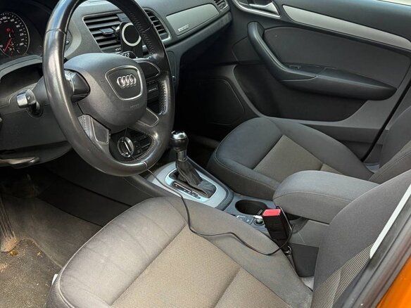 2012 Audi Q3 I (8U), оранжевый - вид 5