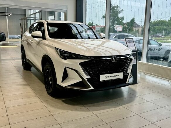 2025 Changan CS35 Max, белый, 2839900 рублей