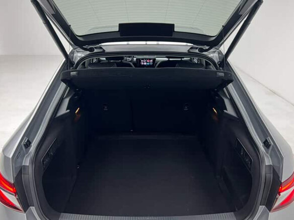 2024 Skoda Superb III Рестайлинг, серебристый, 2300888 рублей - вид 6