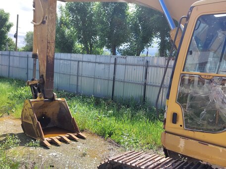 2006 Komatsu PC300, жёлтый, 4500000 рублей, вид 2