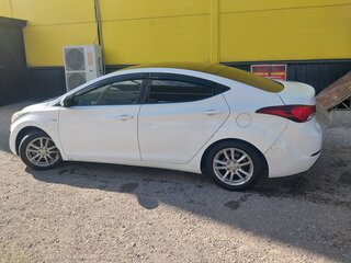 2015 Hyundai Elantra V (MD) Рестайлинг, белый, 850000 рублей, вид 2