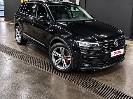 2019 Volkswagen Tiguan II, чёрный, 2690000 рублей, вид 1