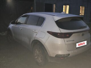 2019 Kia Sportage IV Рестайлинг, белый, 1800000 рублей, вид 3