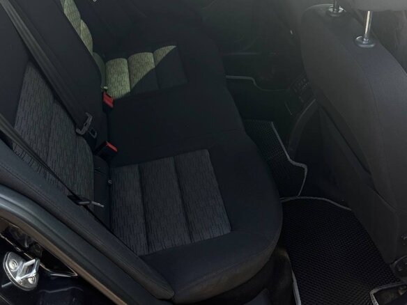 2011 Skoda Octavia II (A5) Рестайлинг, чёрный, 650000 рублей - вид 11