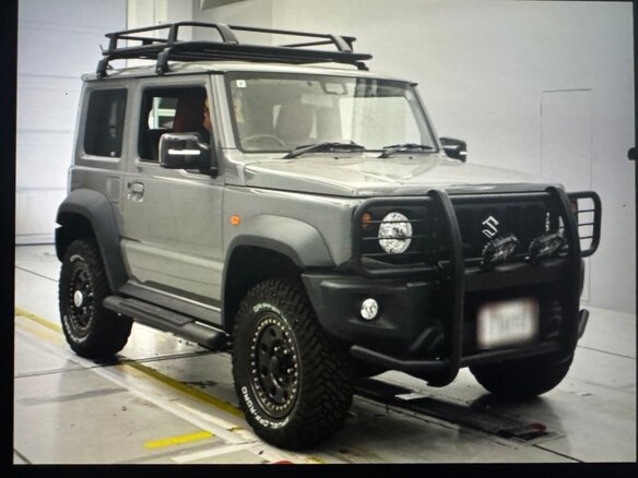 2021 Suzuki Jimny Sierra IV, серый, 1900000 рублей - вид 2