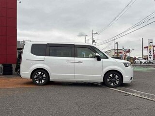 2023 Honda Stepwgn VI, белый, 1730000 рублей, вид 5