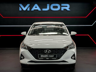 2022 Hyundai Solaris II Рестайлинг, белый, 1590000 рублей, вид 2