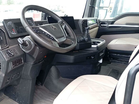 2023 Sinotruk Sitrak C7H MAX, синий - вид 8