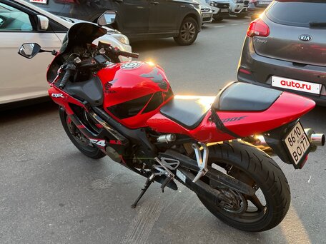 2002 Honda CBR 600F, красный, 410000 рублей, вид 5