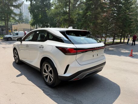 2026 Lexus RX 300 V, белый, 7830000 рублей, вид 3