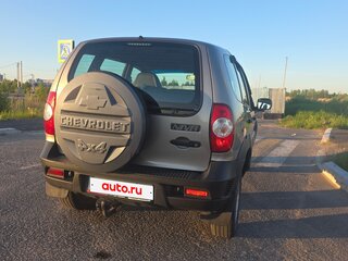 2016 Chevrolet Niva I Рестайлинг, серый, 680000 рублей, вид 2