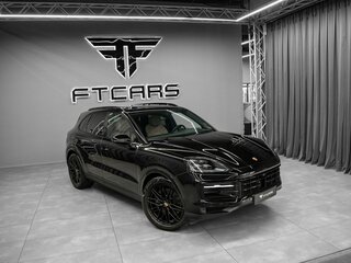 2023 Porsche Cayenne E-Hybrid III Рестайлинг, чёрный, 14990000 рублей, вид 3