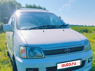1997 Toyota Town Ace Noah III, белый, 570000 рублей, вид 5