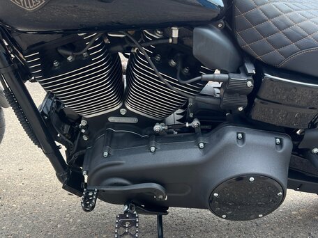 2016 Harley-Davidson Dyna Low Rider, чёрный, 1170000 рублей, вид 3